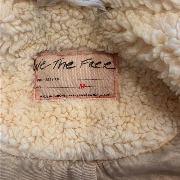 Women’s Free People Cream Sherpa Jacket in Medium - Picture 8 of 15